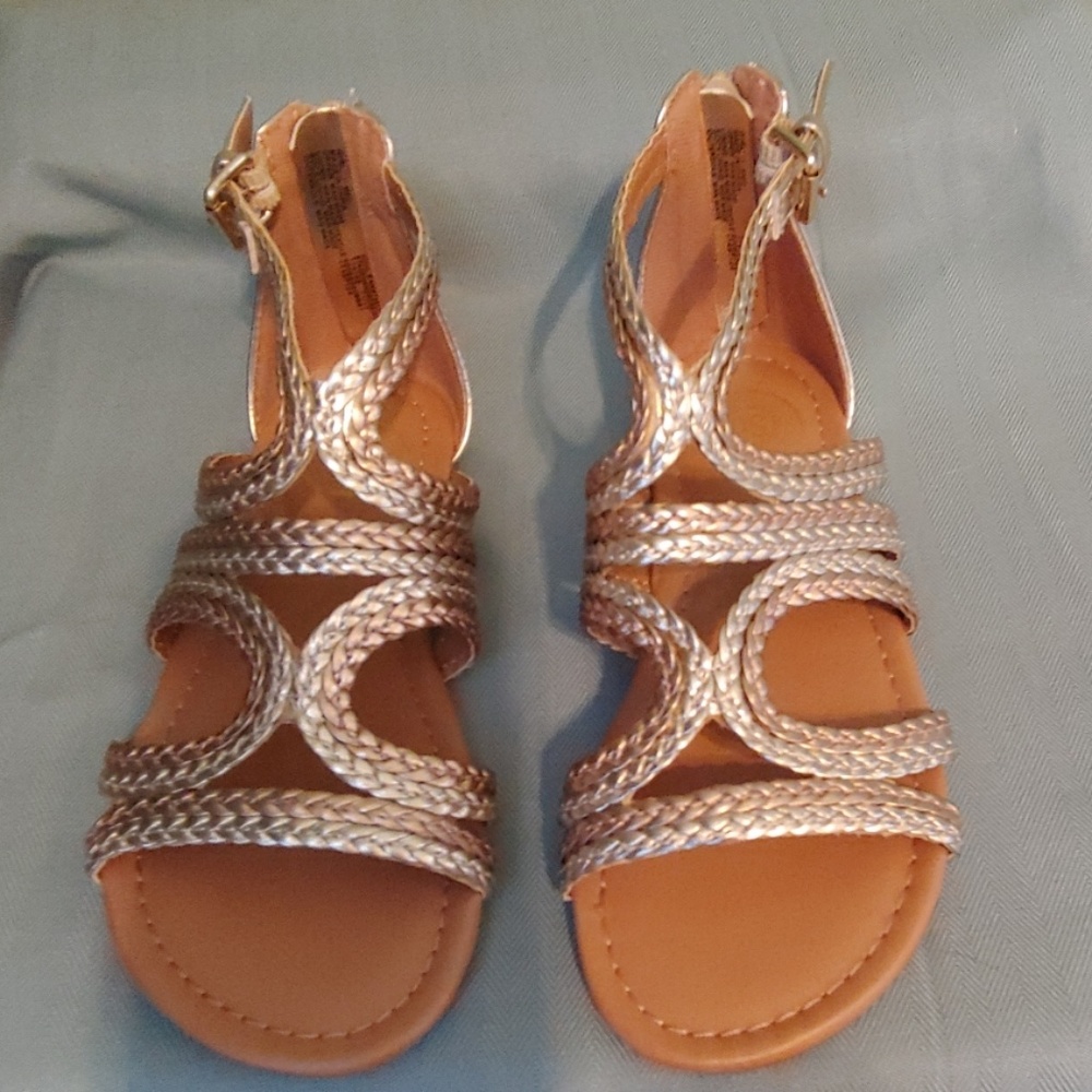 😊 So. AAH (Girls) Sandals NWOT - Picture 4 of 8
